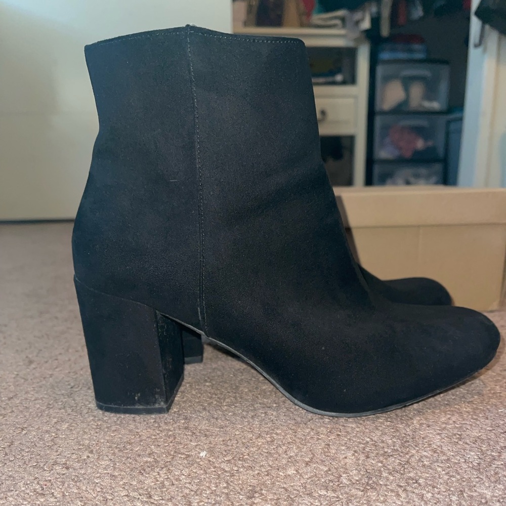 Black 3in ankle booties size 10